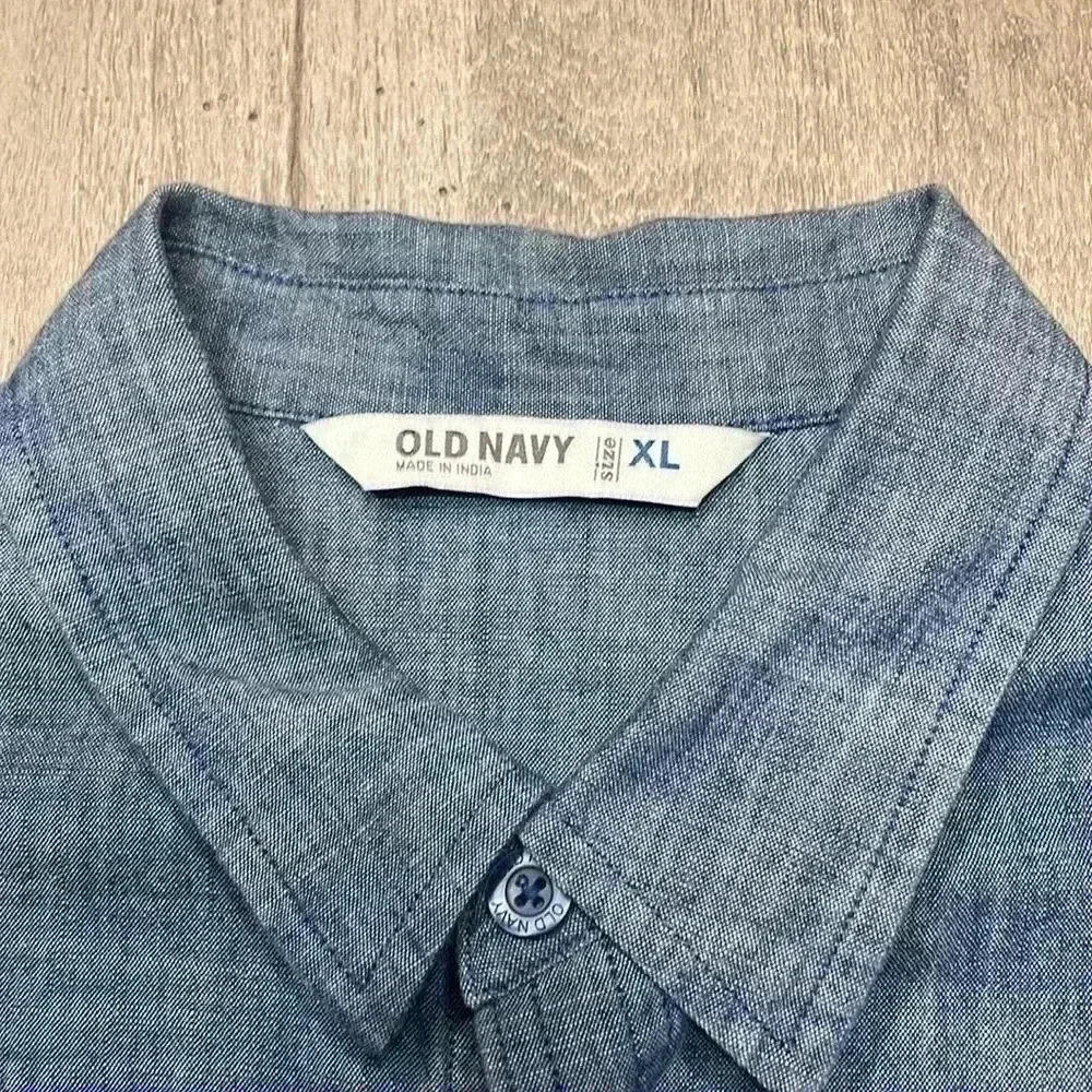 Gap and Old Navy shirts NWOT perfect condition size XL - Picture 4 of 8